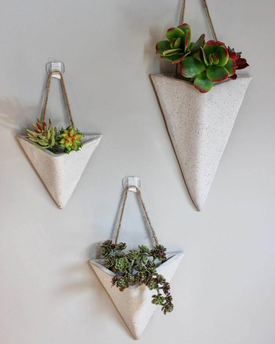 Wall hanging planter