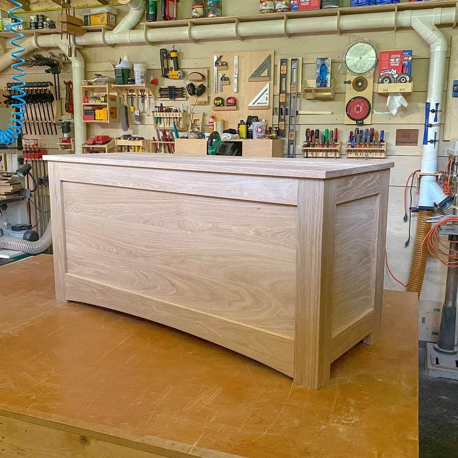 Workbench with storage