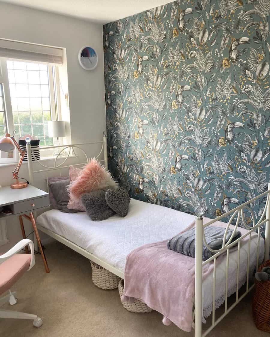 Wallpaper DIY Bedroom Ideas