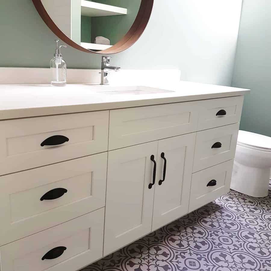 Floating bathroom cabinet