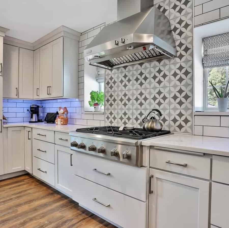 All white kitchen