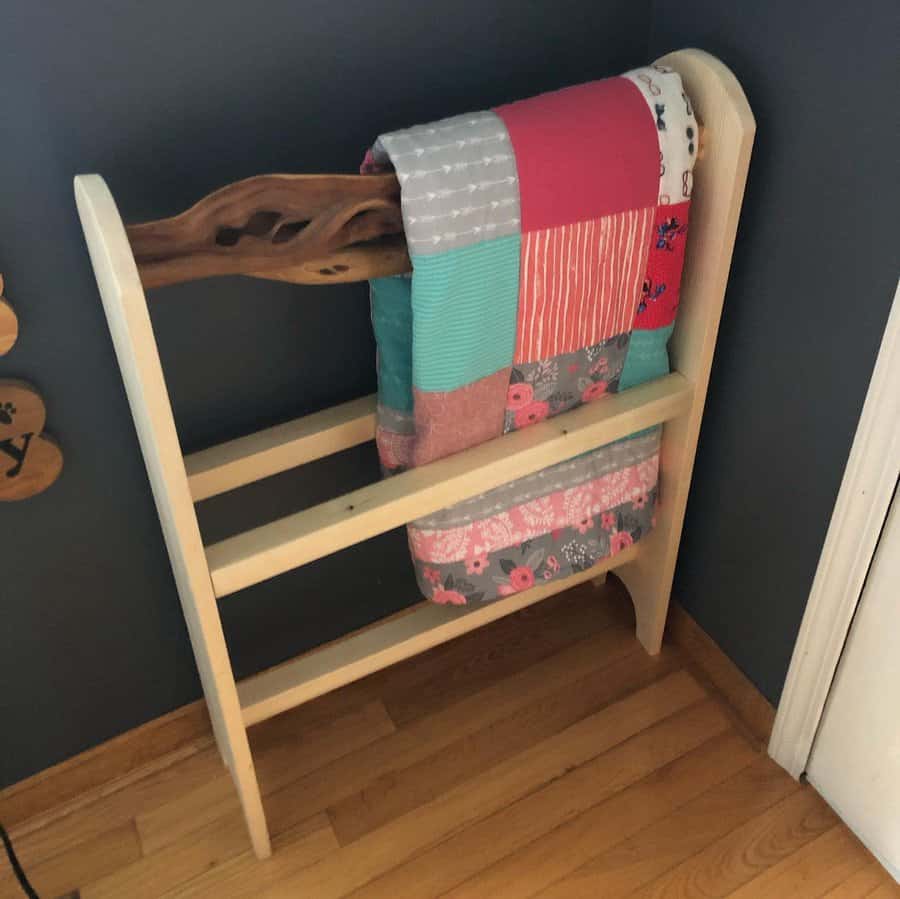 Blanket ladder