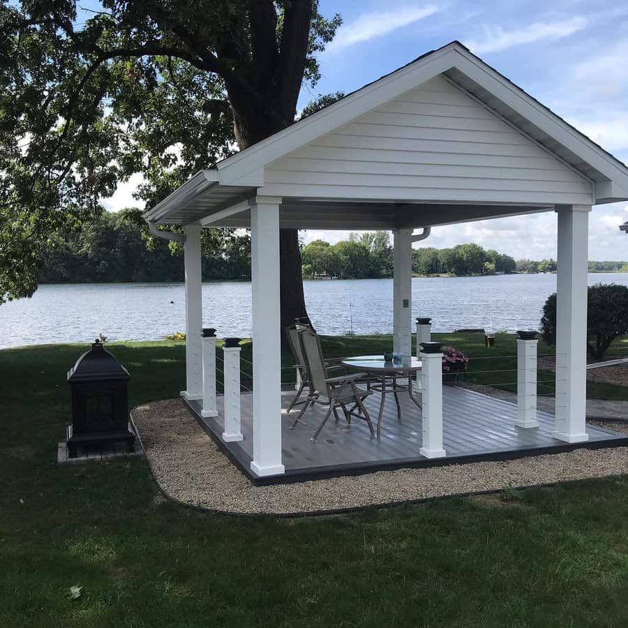 Gazebo with fence