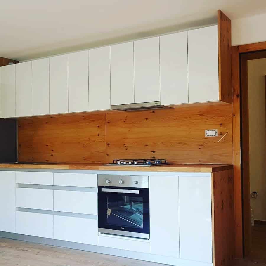 Wooden kitchen backsplash