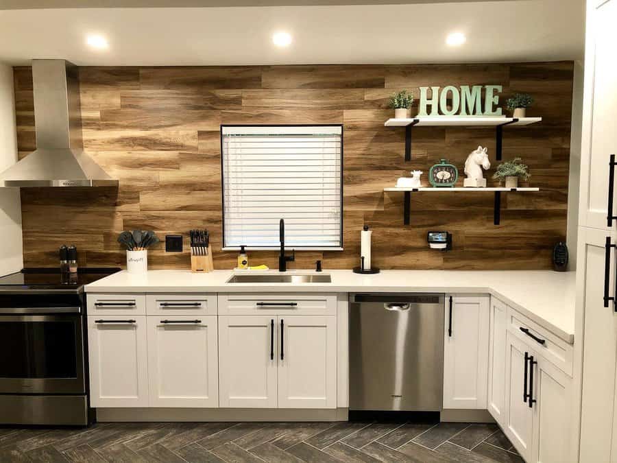 Wood backsplash for kitchen