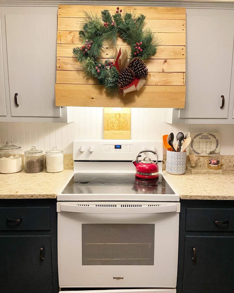 Wood range hood