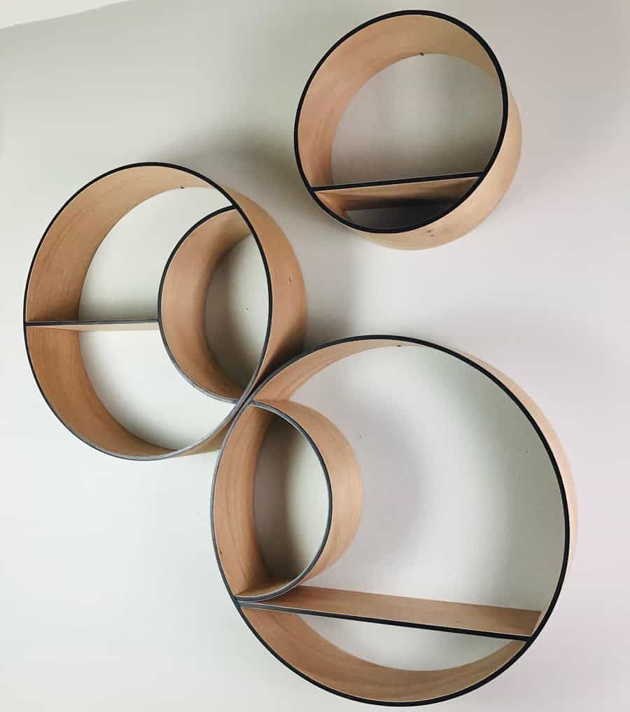 Circular wall shelf