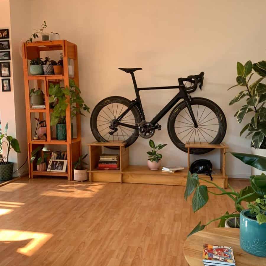 Wood pallet bike rack