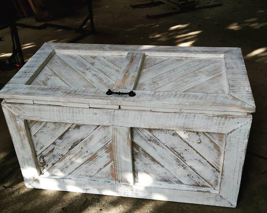 Storage bench