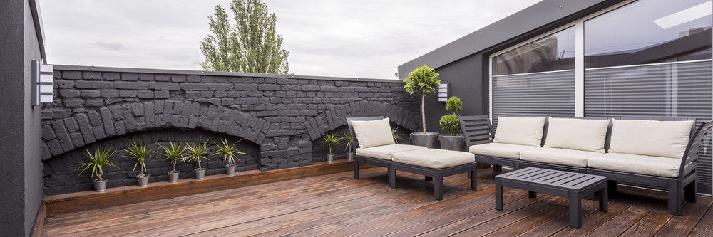 Exposed brick garden wall