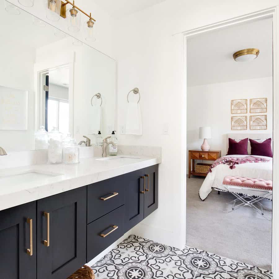 Contemporary black and white bathroom design