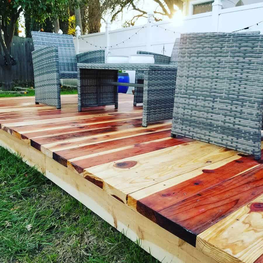 DIY wooden floating deck