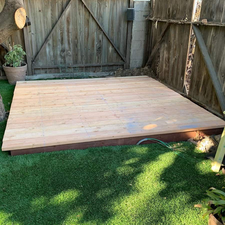 DIY wooden floating deck