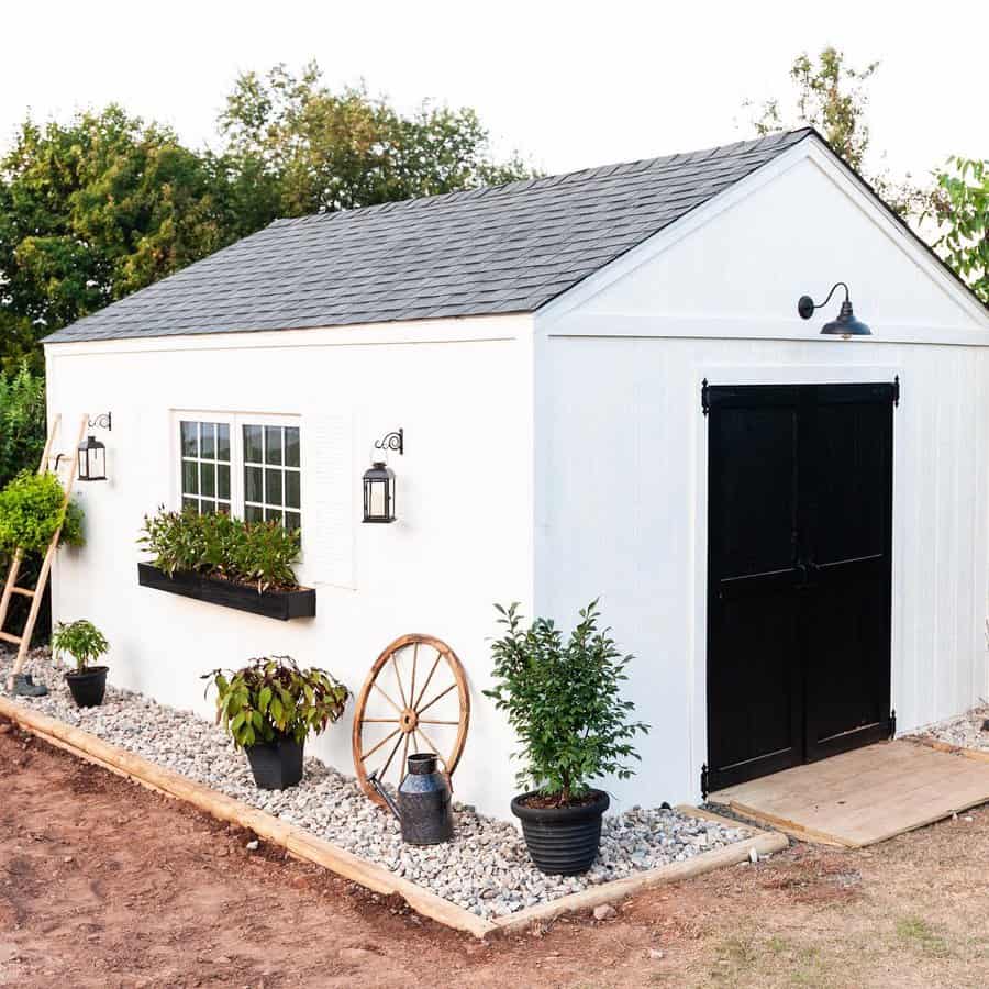 Garden shed with pendant light