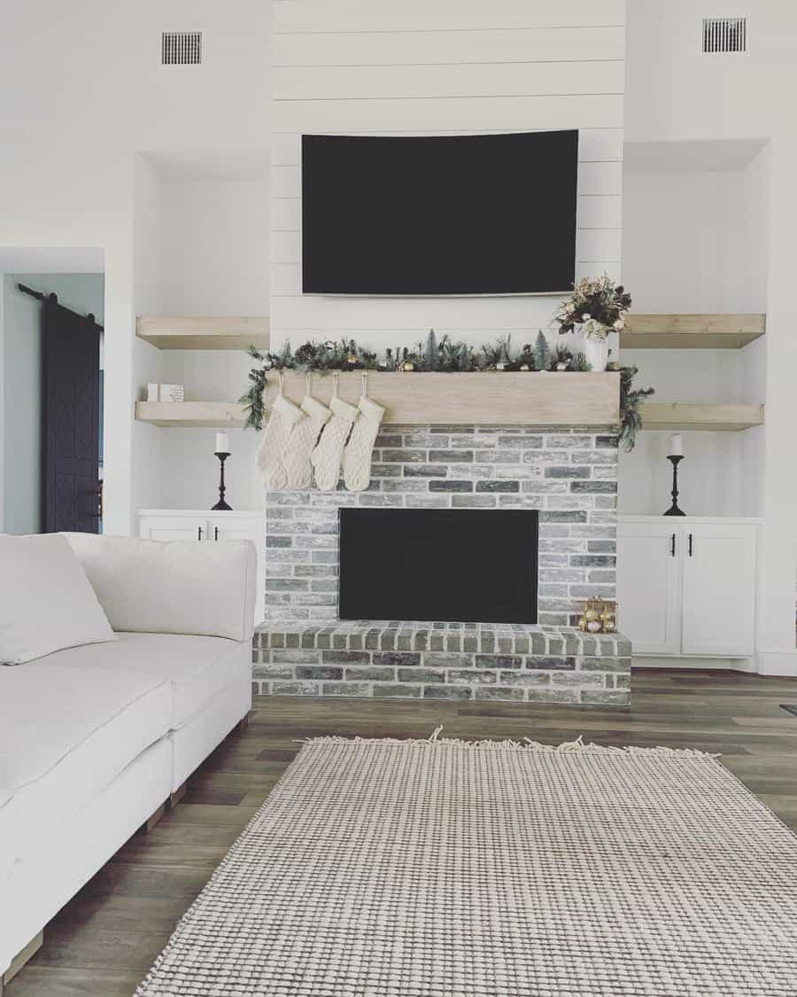 White living room with Christmas decor