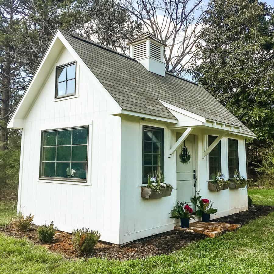 Garden shed with canopy