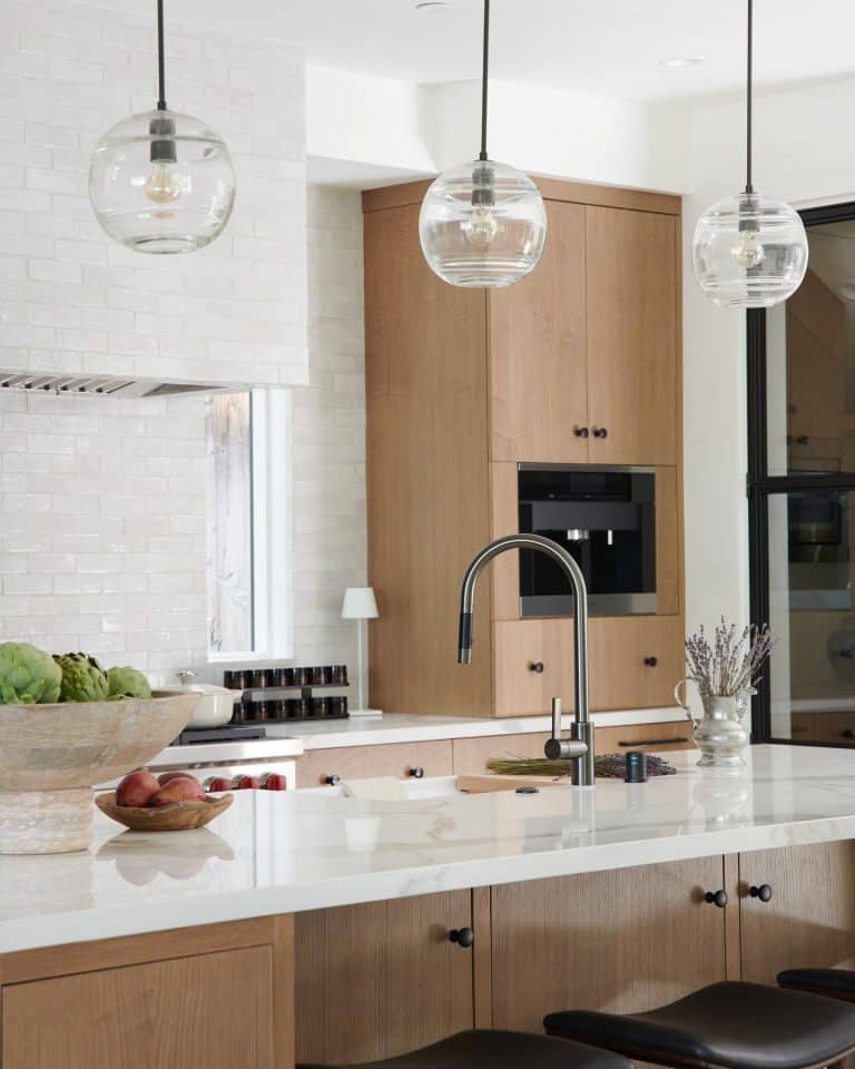 11 Kitchen Island Lighting Ideas to Illuminate Your Space