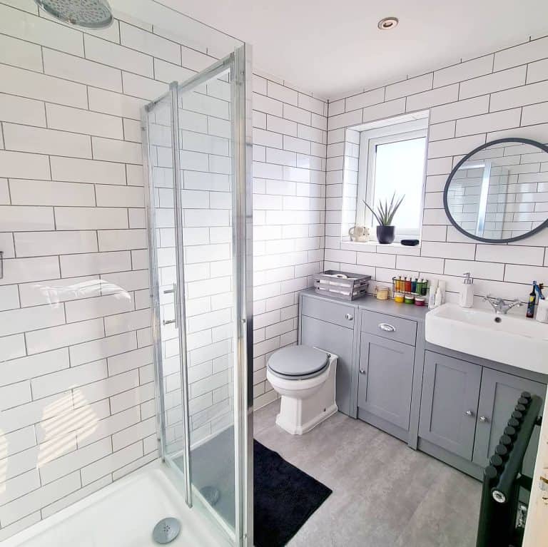 9 Small Bathroom Flooring Ideas