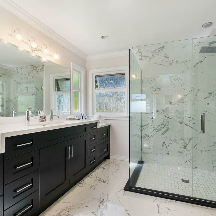 Bathroom marble with black and white patterns