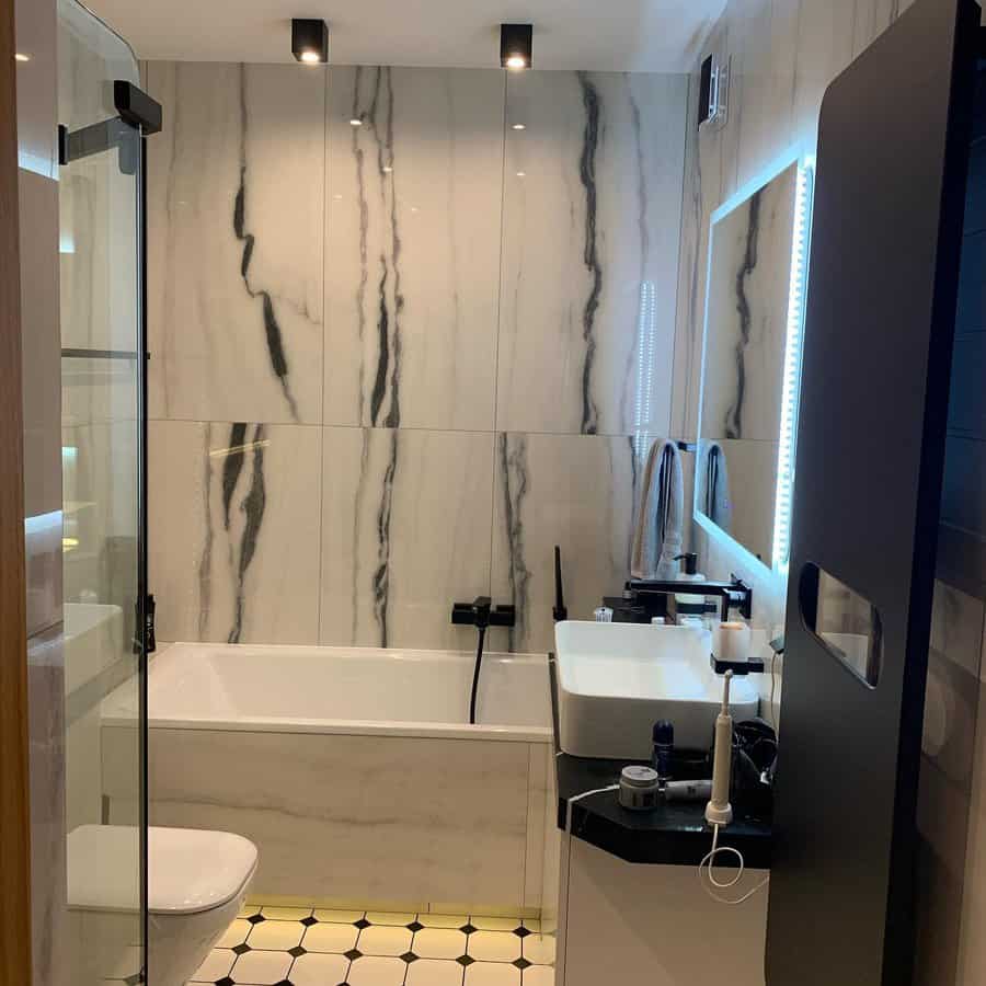 Bathroom marble with black and white patterns