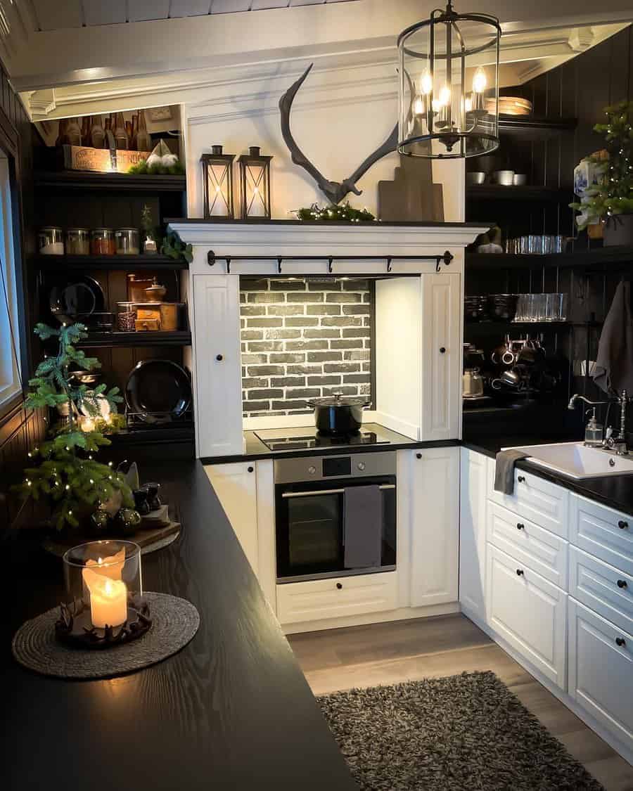 Moody kitchen with white details and dark shelving