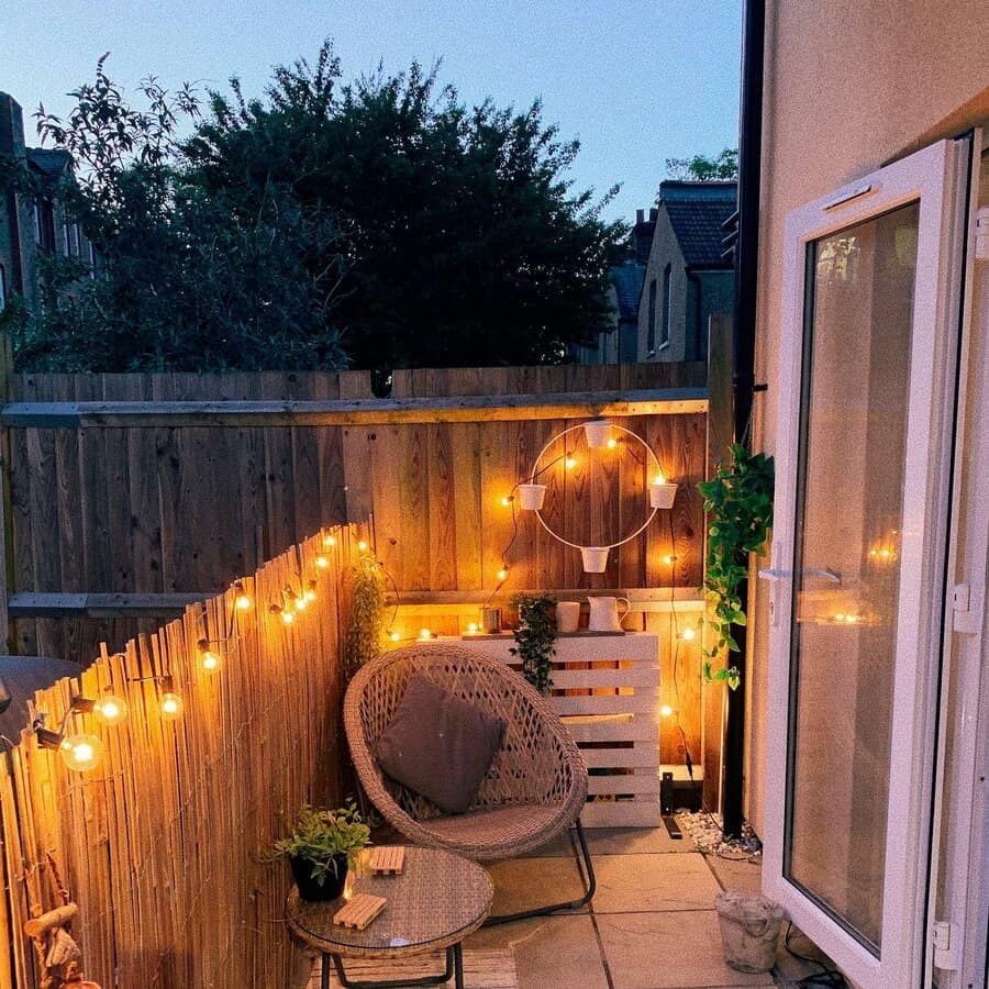 Patio railing with lights