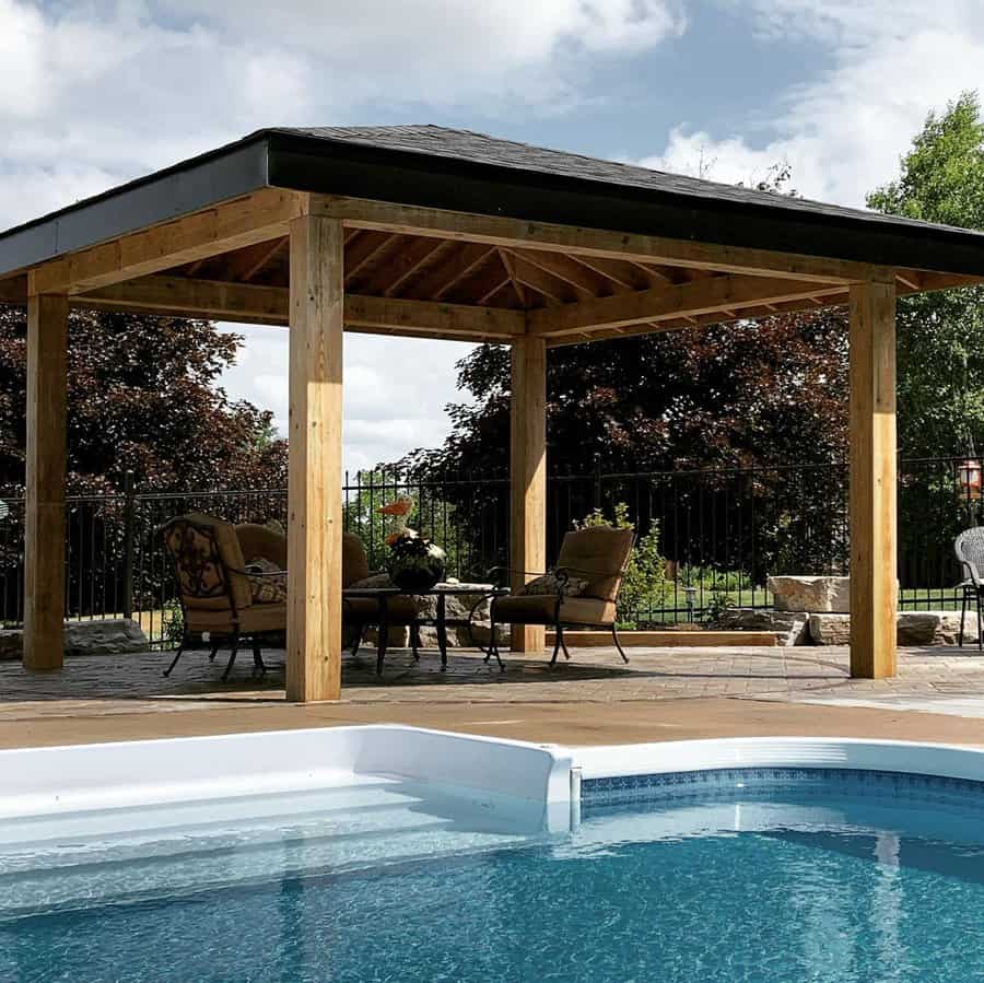 Pool pavilion