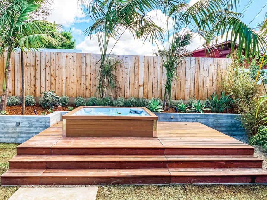 floating deck with jacuzzi