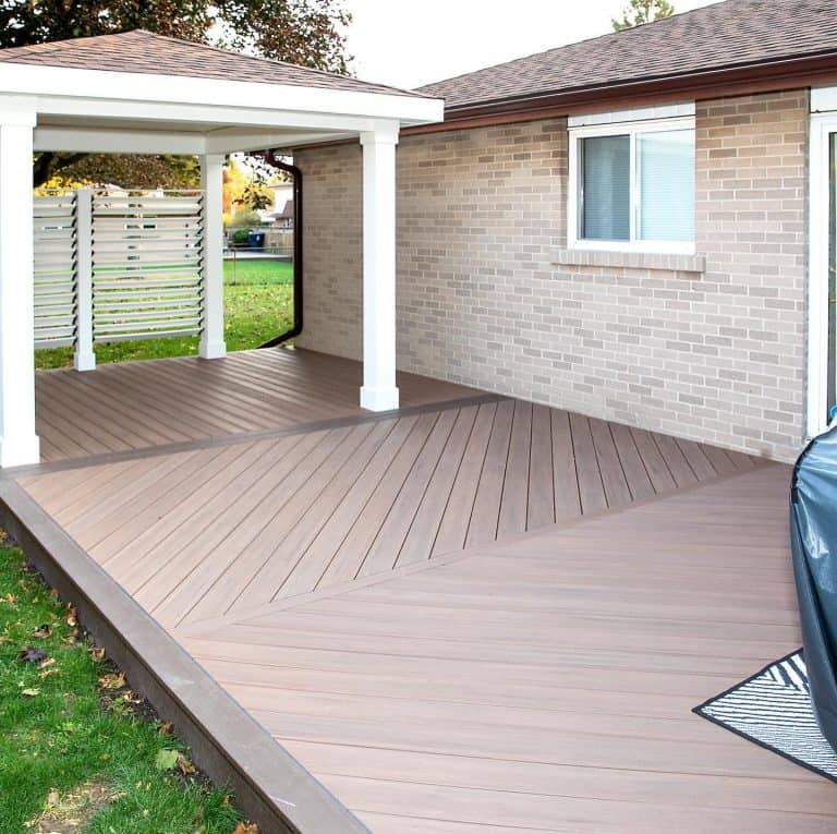 28 Best Deck Shade Ideas for Your Outdoor Space Trendey