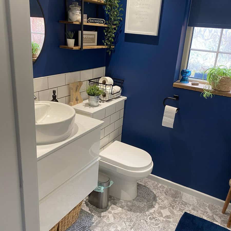 Blue and white bathroom design