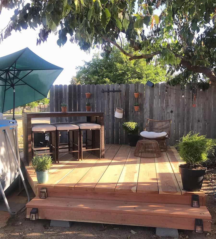 Floating deck with hanging plants 