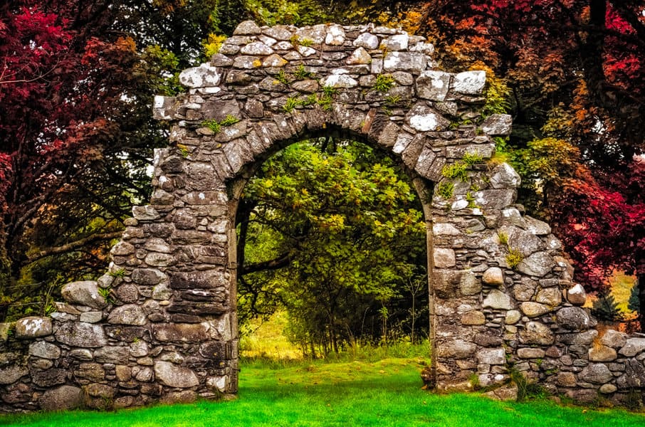 Raw stone garden wall