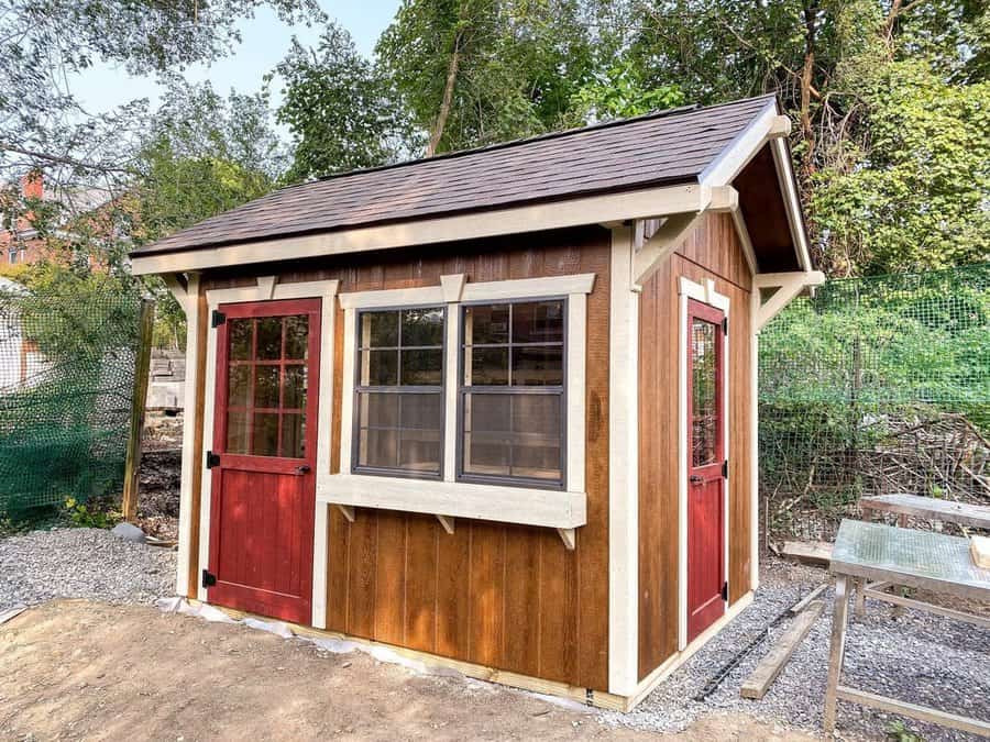 Garden shed with red door