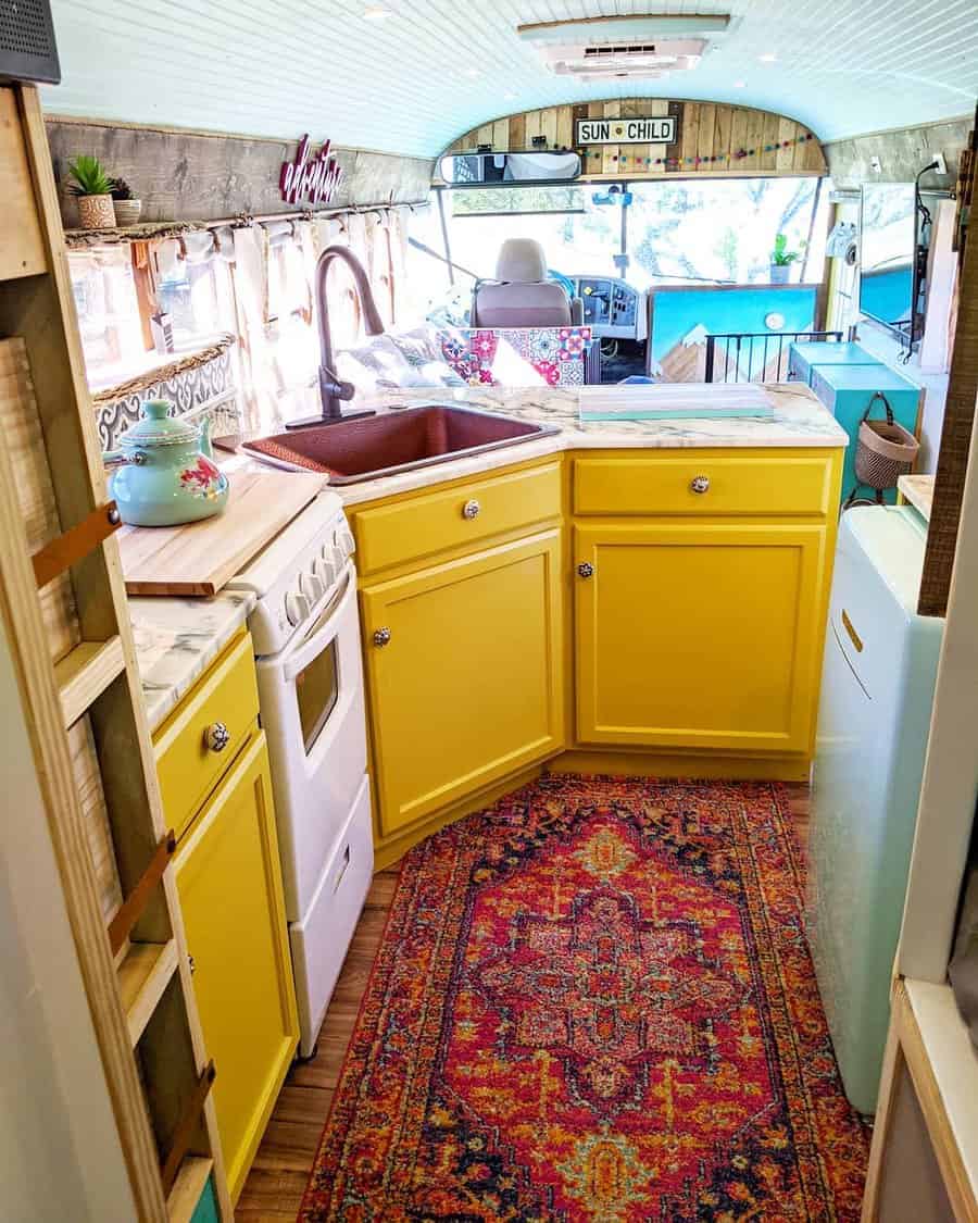 Yellow Kitchen Paint Ideas berryskoolie