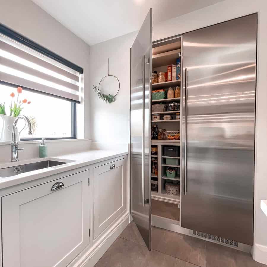 Recessed pantry cabinet