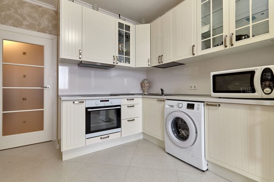 Kitchen laundry room