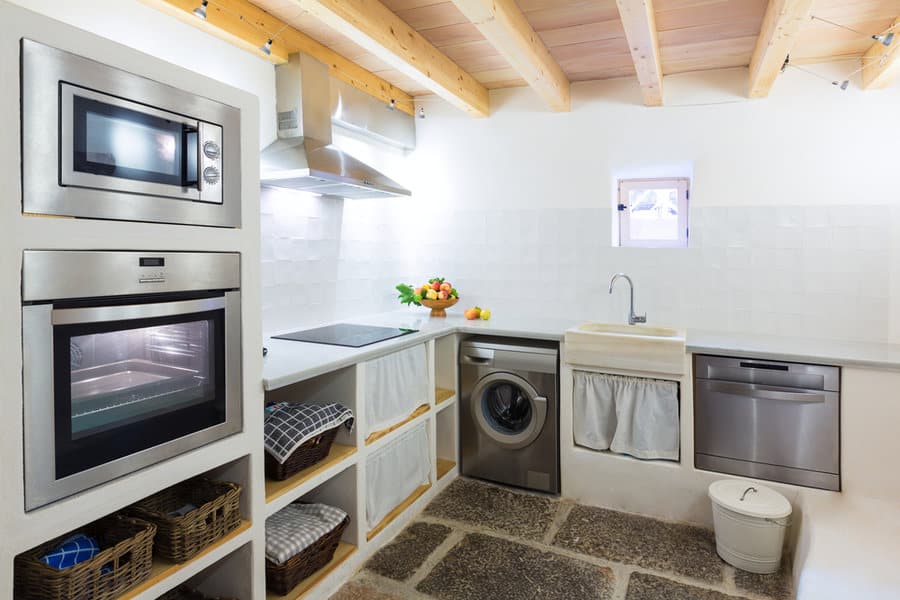 Kitchen laundry room