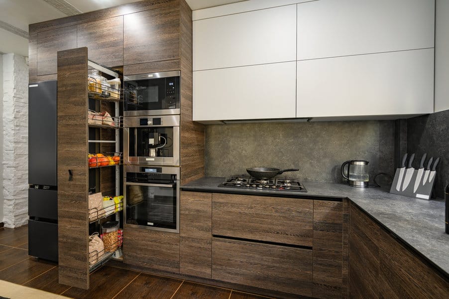 vertical pull-out pantry shelves 