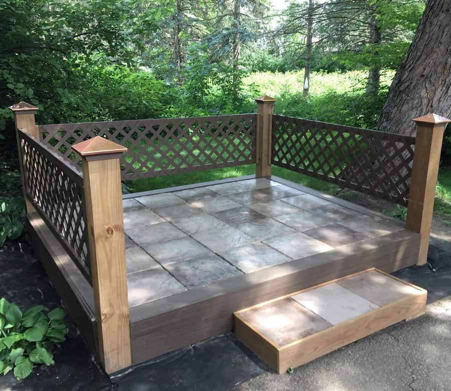 Backyard deck with lattice fence