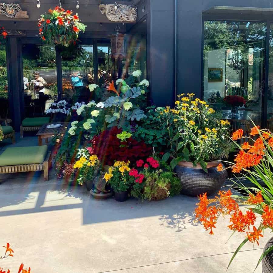 Container Garden Flower Bed Ideas 2 gracedesignsb