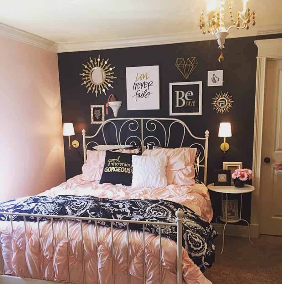 43 Bedroom Wall Decor Ideas