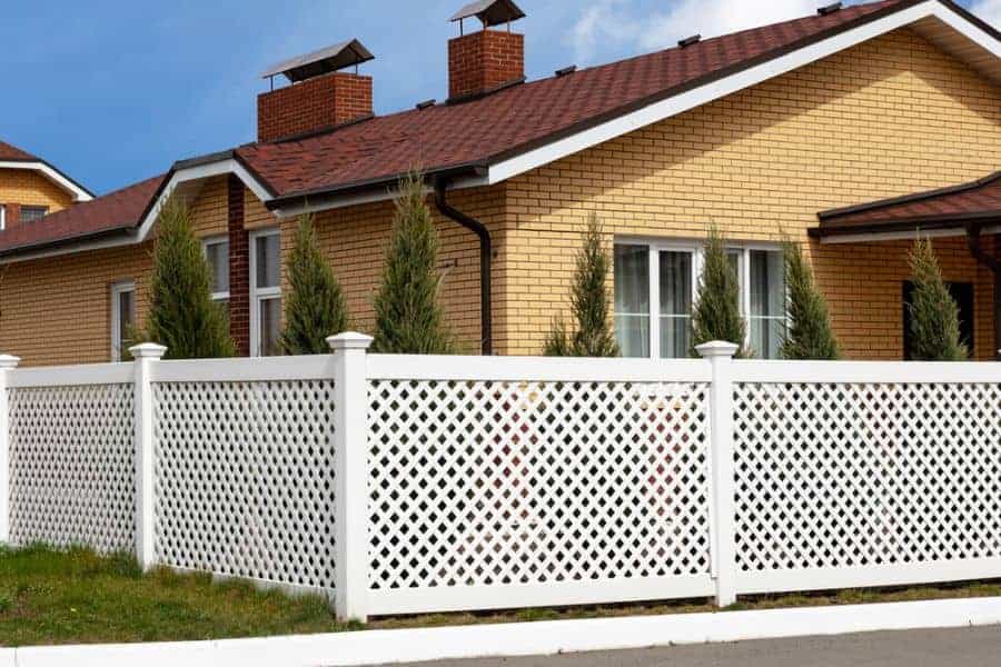 Lattice Wood Fence Ideas 3