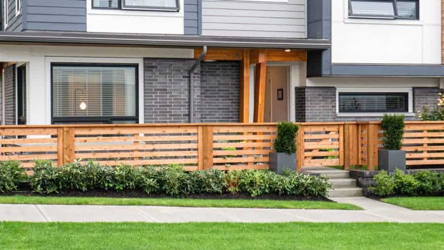 Modern Wood Fence Ideas 1