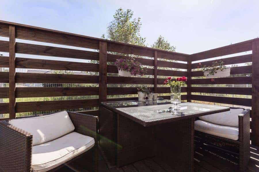 Modern Wood Fence Ideas 6