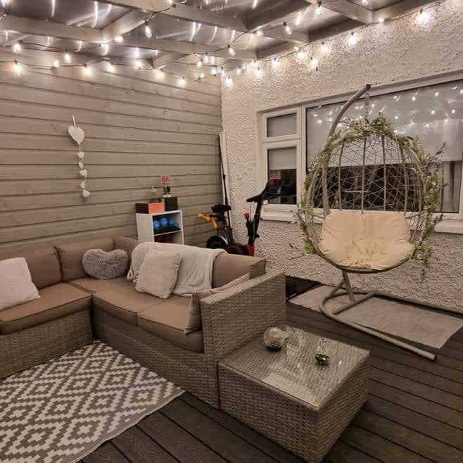 Deck lighting string lights