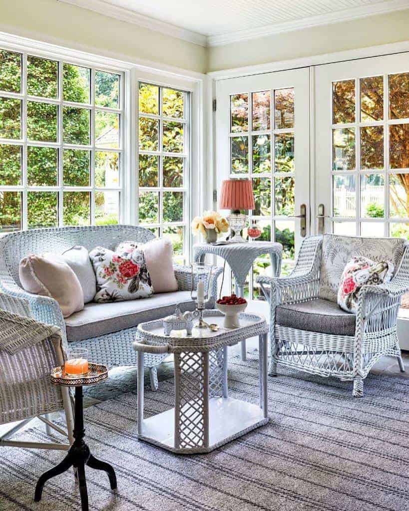 Sunroom with wicker furniture