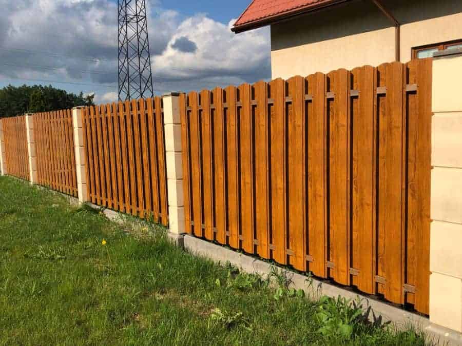 Privacy Wood Fence Ideas 5