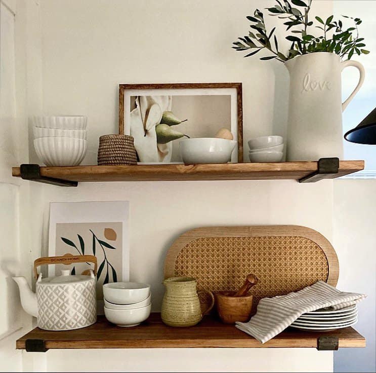 Wall mounted floating shelves