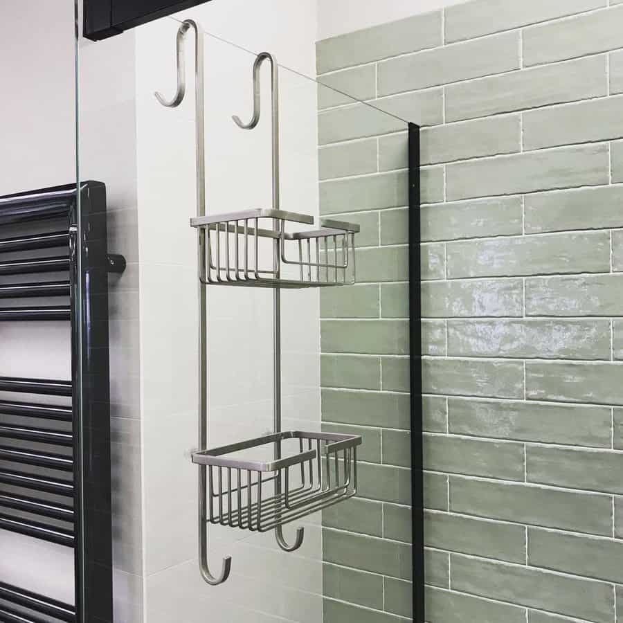 Hanging shower caddy