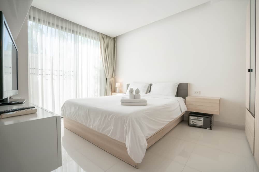 Simple Interior minimalist bedroom ideas 1